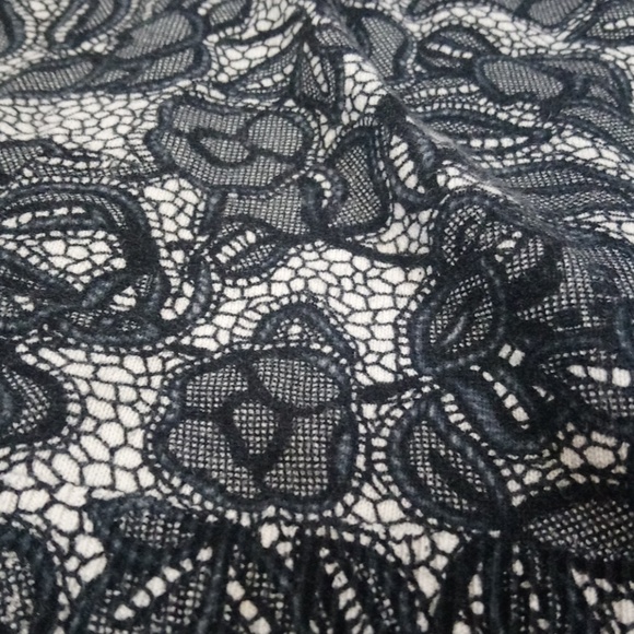 Floral Lace Patterned Design Button Down Front Cardigan Sweater Top - Picture 7 of 7